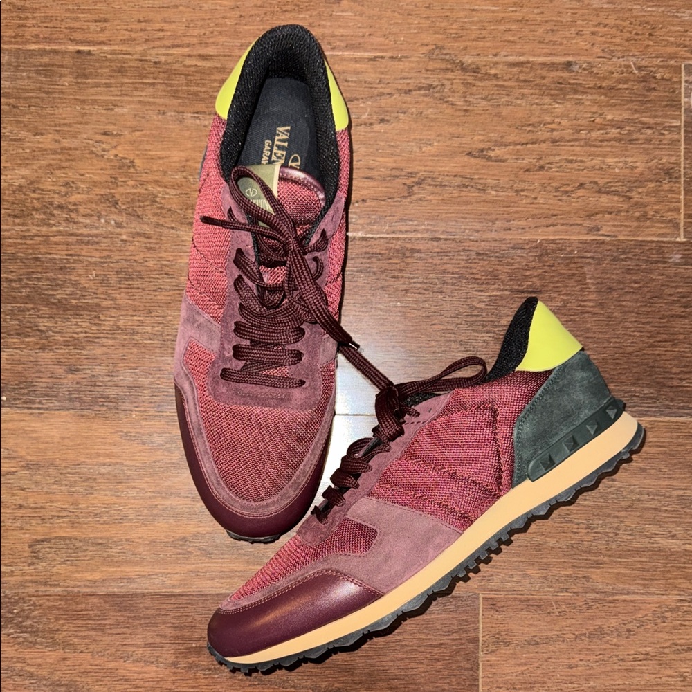 Valentino Rockstud Men's Burgundy and Navy accent Sneakers